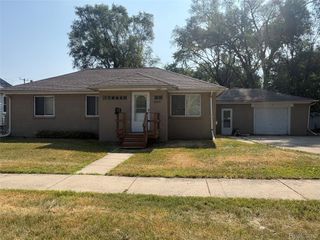 21410 Doepfer Road, Warren, MI 48091