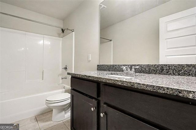 221 Creek View Place, Canton, GA 30114