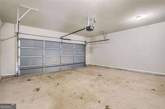 221 Creek View Place, Canton, GA 30114