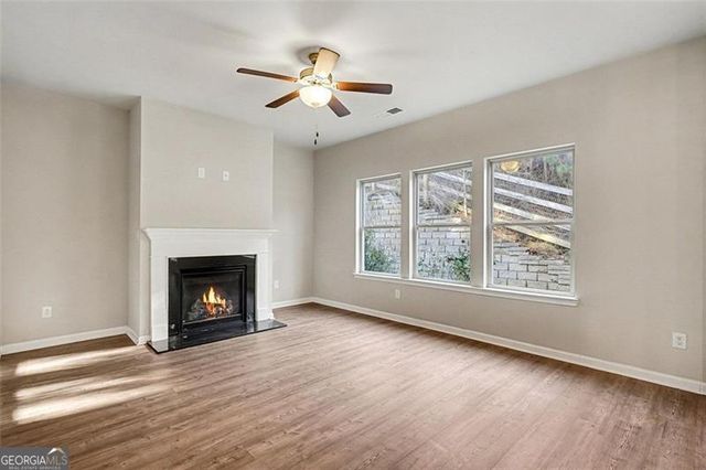 221 Creek View Place, Canton, GA 30114