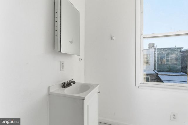 2236 W FIRTH ST, Philadelphia, PA 19132