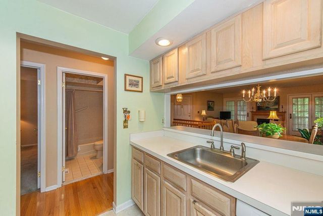 314 Sturbridge Court, Ramsey, NJ 07446