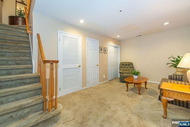 314 Sturbridge Court, Ramsey, NJ 07446