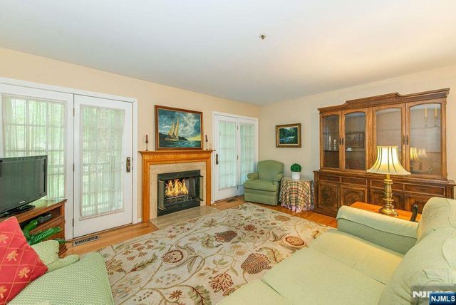 314 Sturbridge Court, Ramsey, NJ 07446