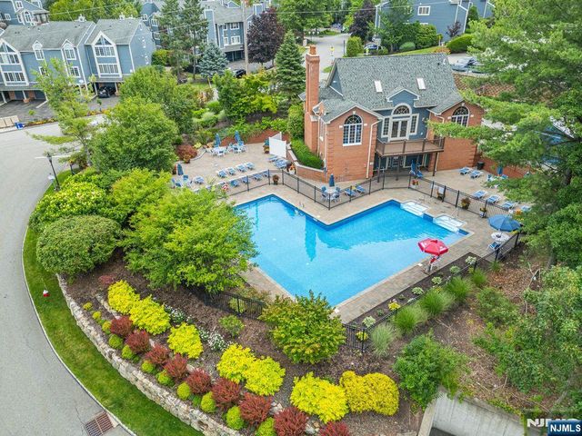 314 Sturbridge Court, Ramsey, NJ 07446