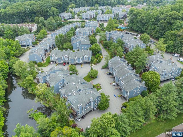 314 Sturbridge Court, Ramsey, NJ 07446