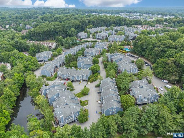 314 Sturbridge Court, Ramsey, NJ 07446