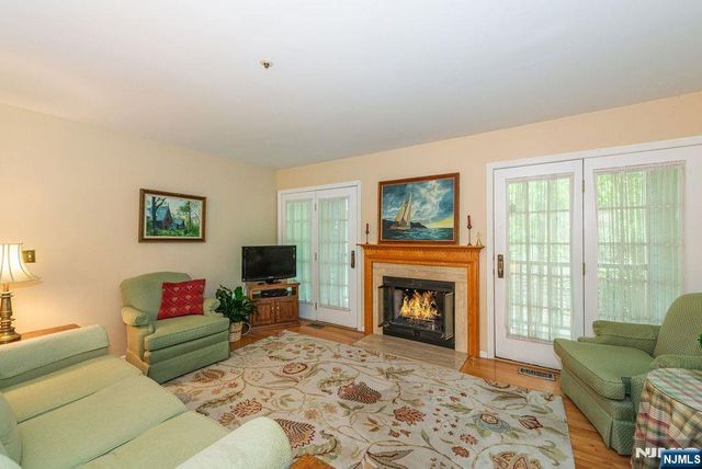 314 Sturbridge Court, Ramsey, NJ 07446