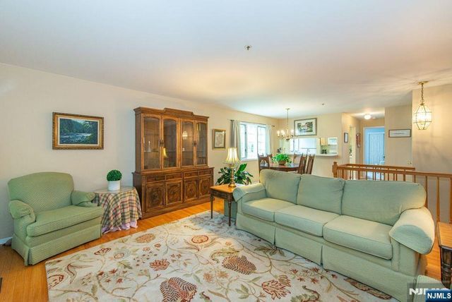 314 Sturbridge Court, Ramsey, NJ 07446