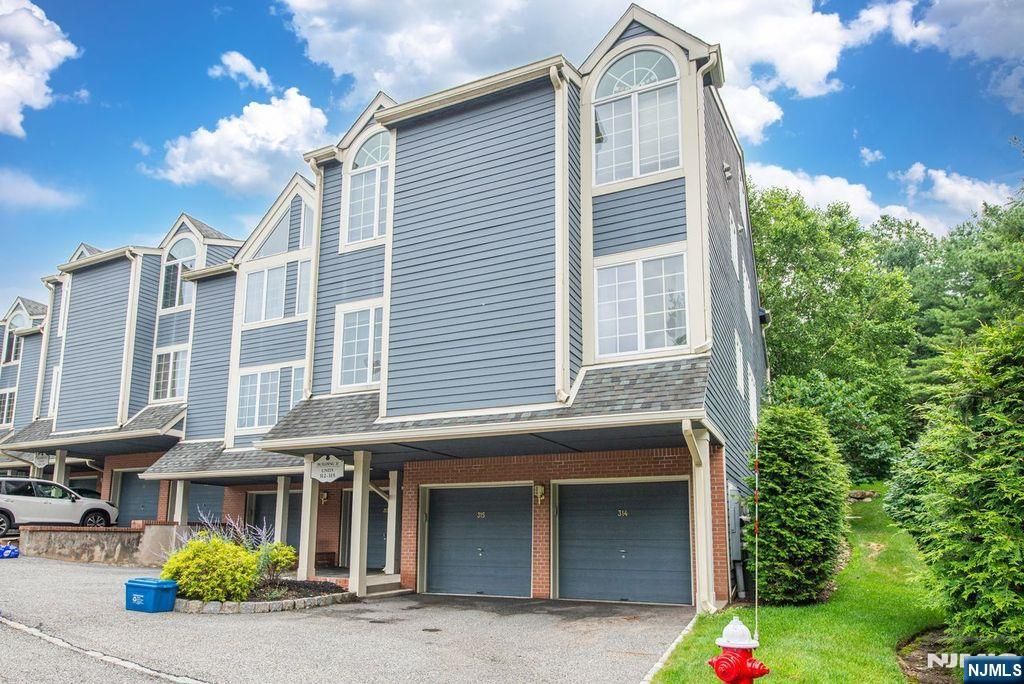 314 Sturbridge Court, Ramsey, NJ 07446