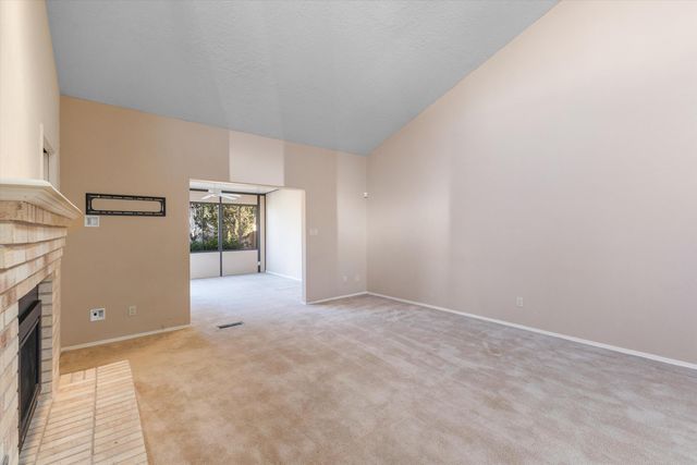 5771 Manzanillo Loop NE, Albuquerque, NM 87111