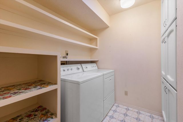 5771 Manzanillo Loop NE, Albuquerque, NM 87111