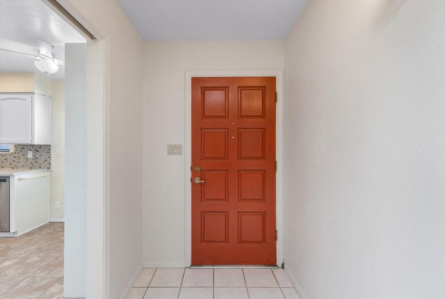 5771 Manzanillo Loop NE, Albuquerque, NM 87111