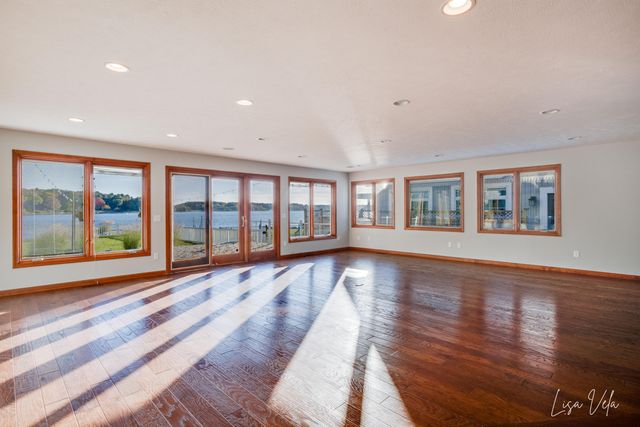 447 Lakeshore Boulevard, Norton Shores, MI 49444