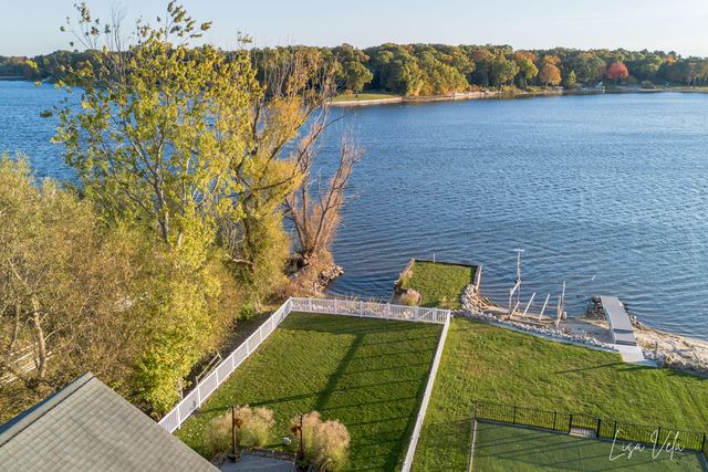 447 Lakeshore Boulevard, Norton Shores, MI 49444