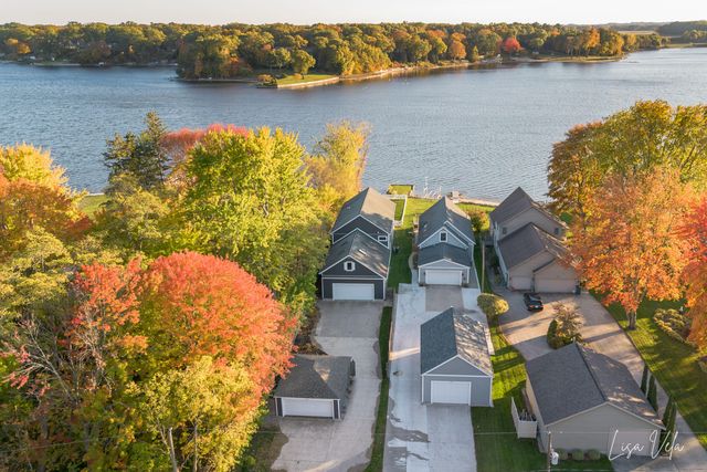447 Lakeshore Boulevard, Norton Shores, MI 49444