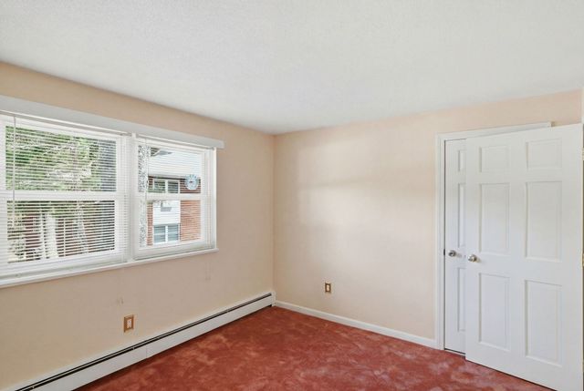 4 Colonial Dr A4-11, Andover, MA 01810