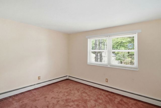 4 Colonial Dr A4-11, Andover, MA 01810