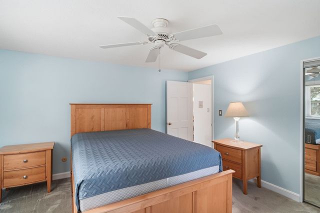 4 Colonial Dr A4-11, Andover, MA 01810