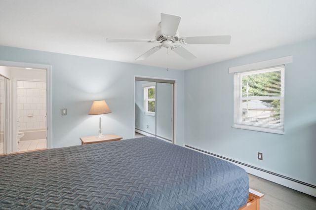 4 Colonial Dr A4-11, Andover, MA 01810