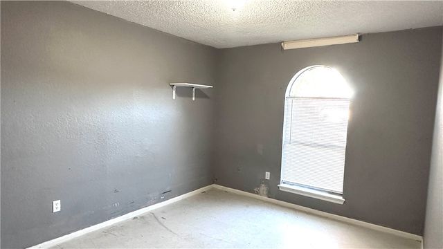 7022 Winter Park Pl, Corpus Christi, TX 78413