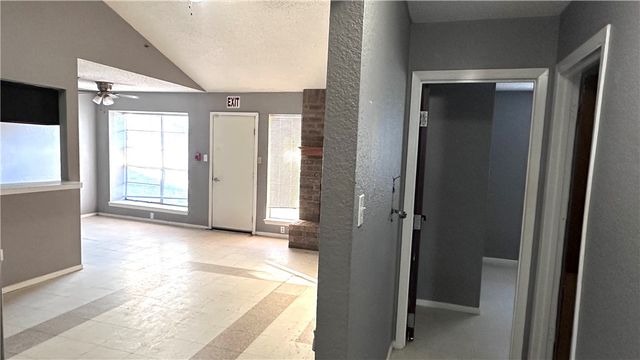 7022 Winter Park Pl, Corpus Christi, TX 78413