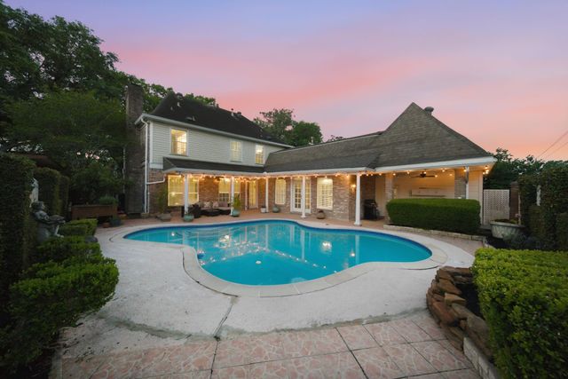 15814 Fleetwood Oaks Drive, Houston, TX 77079
