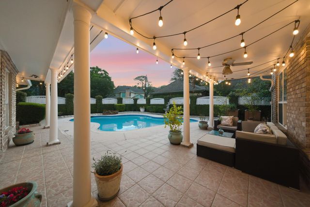 15814 Fleetwood Oaks Drive, Houston, TX 77079