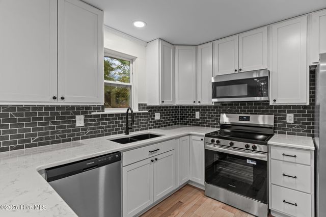 110 Carolina Avenue, Leland, NC 28451