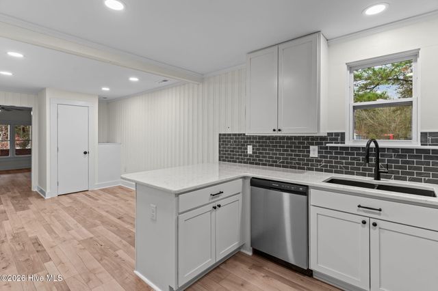 110 Carolina Avenue, Leland, NC 28451