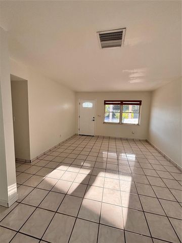 10611 N ALTMAN STREET, Tampa, FL 33612