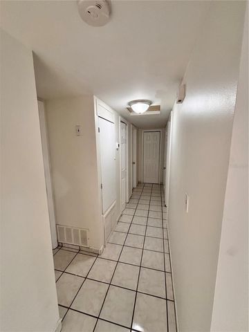 10611 N ALTMAN STREET, Tampa, FL 33612