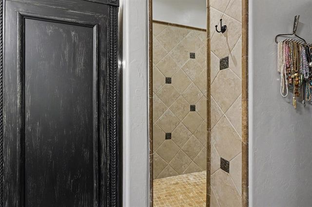9209 Paseo Del Vita, Oklahoma City, OK 73131