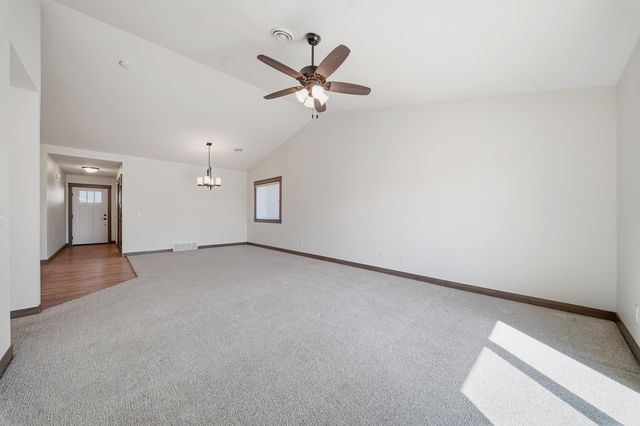 4911 Field Crest Lane, Eau Claire, WI 54701
