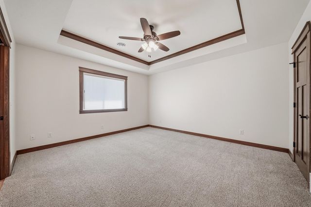 4911 Field Crest Lane, Eau Claire, WI 54701