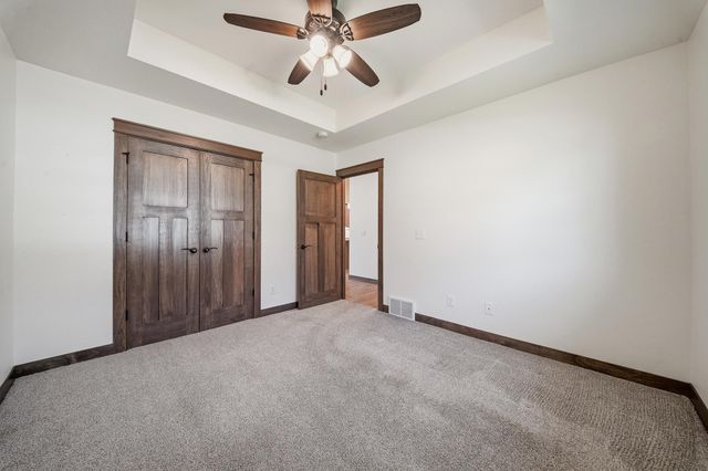 4911 Field Crest Lane, Eau Claire, WI 54701