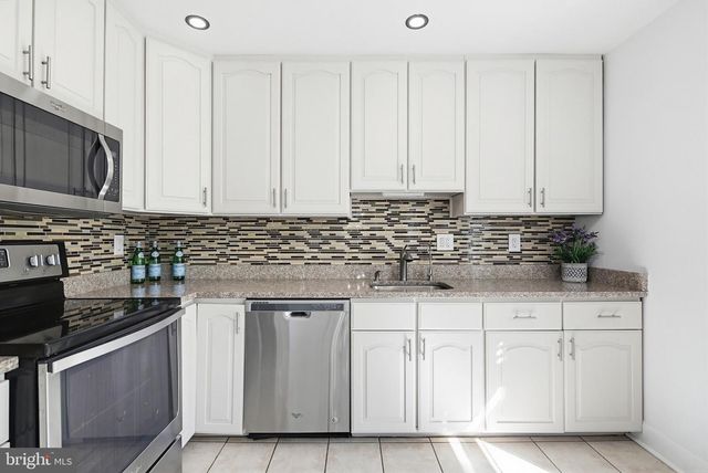 4709 HALE HAVEN DR, Ellicott City, MD 21043
