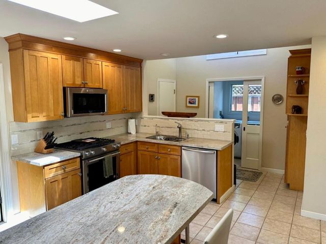 433 Concord Drive, Menlo Park, CA 94025