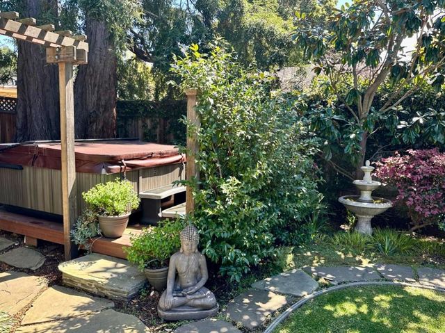 433 Concord Drive, Menlo Park, CA 94025