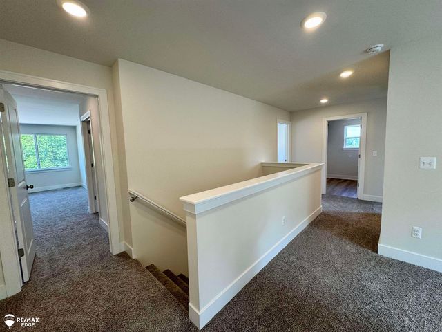 8018 Bradbury Lane, Grand Blanc, MI 48439