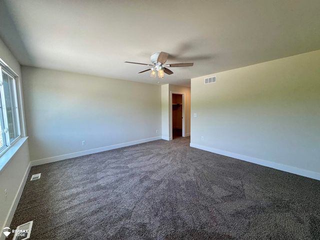 8018 Bradbury Lane, Grand Blanc, MI 48439