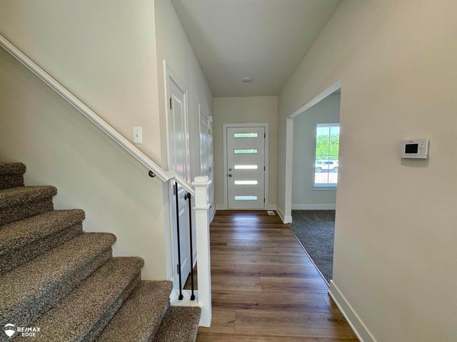 8018 Bradbury Lane, Grand Blanc, MI 48439