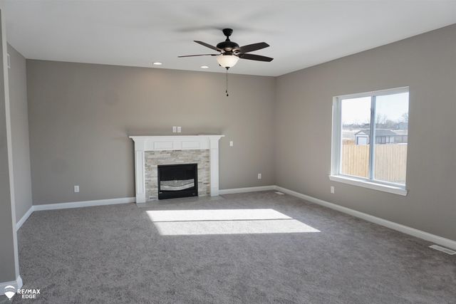 8018 Bradbury Lane, Grand Blanc, MI 48439