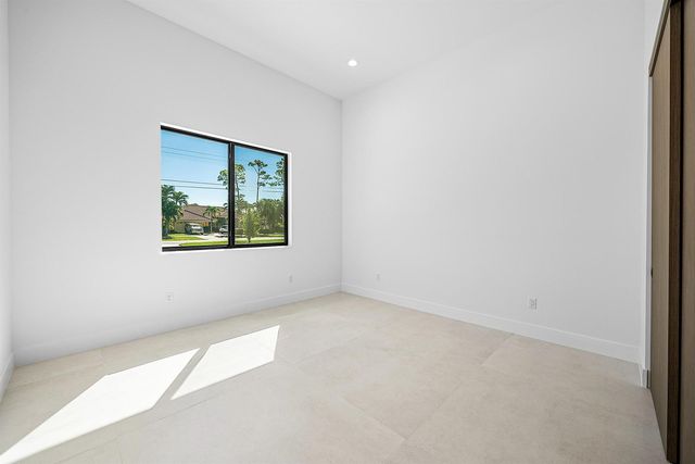 14817 Paddock Drive, Wellington, FL 33414