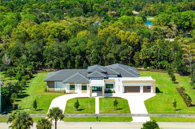 14817 Paddock Drive, Wellington, FL 33414
