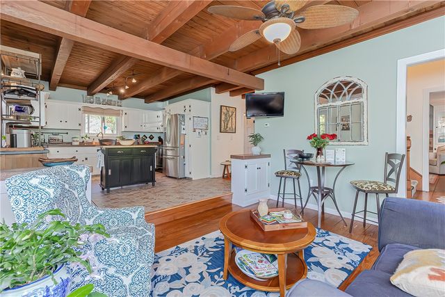 35 Fales Road, Bristol, RI 02809