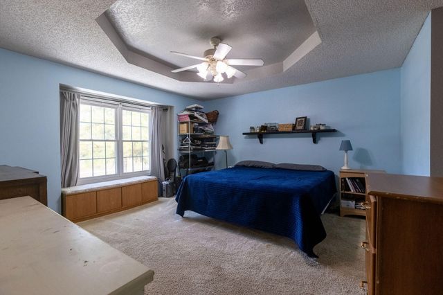 1621 Crestwood Drive, Webb City, MO 64870