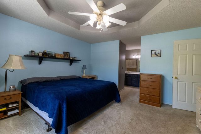 1621 Crestwood Drive, Webb City, MO 64870