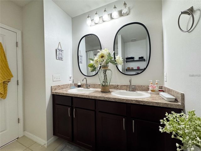 11124 LELAND GROVES DRIVE, Riverview, FL 33579