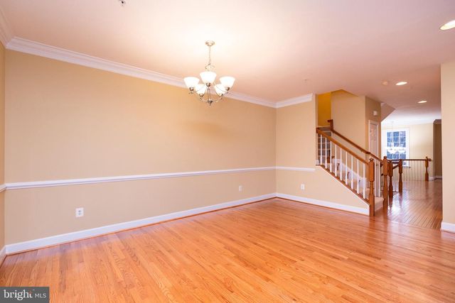 1206 MAPLE GROVE LN, Rockville, MD 20850